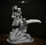 Galapagos Miniatures: Grogoth Bust & Figures Galapagos Miniatures 