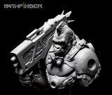 Galapagos Miniatures: Silverback Enzo Bust & Figures Galapagos Miniatures 